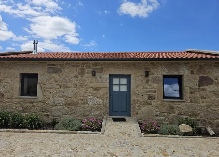 Hébergement de vacances Casa Fonte Do Castelo - *