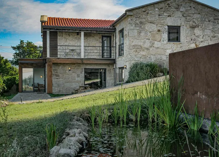 Hébergement de vacances Casa Fonte Do Castelo - *